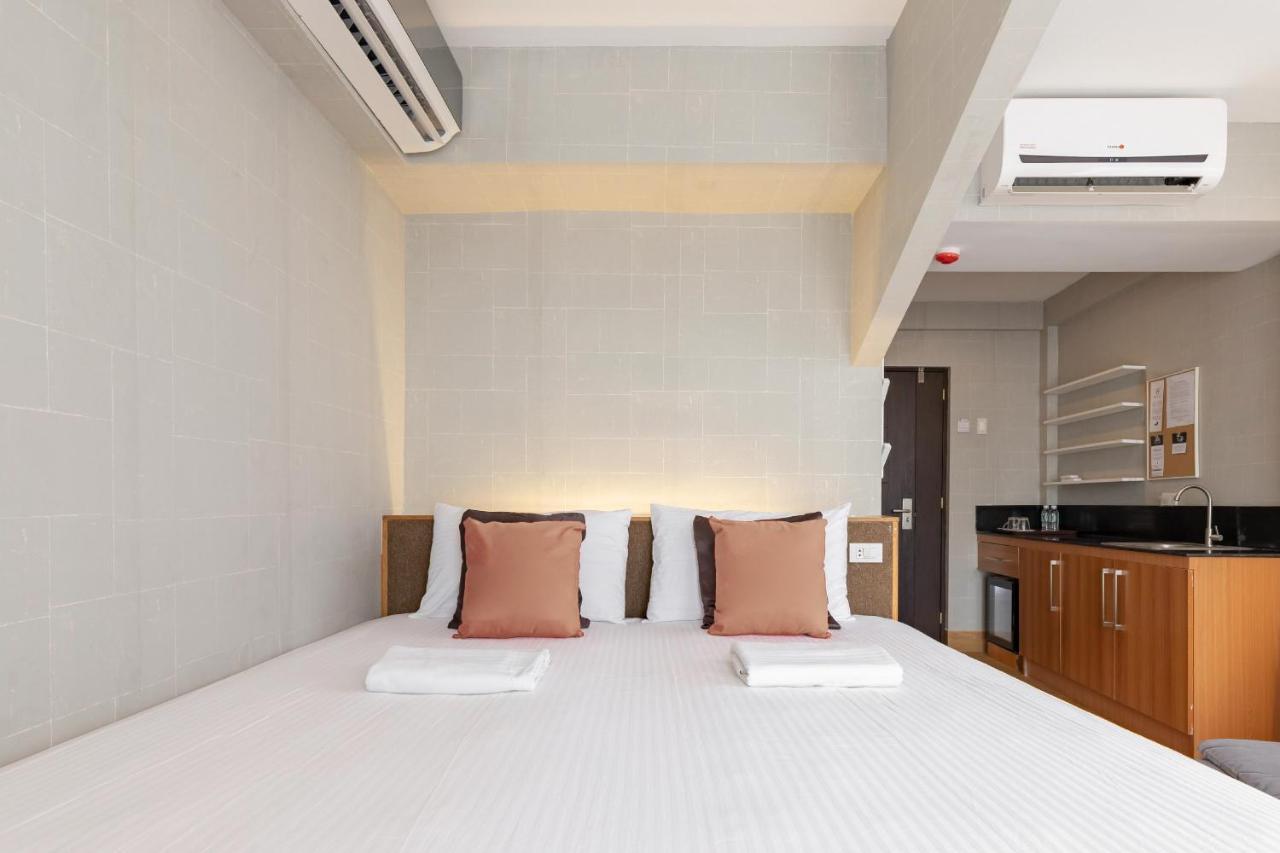 Selah Pods Hotel Manila Pasay Bagian luar foto