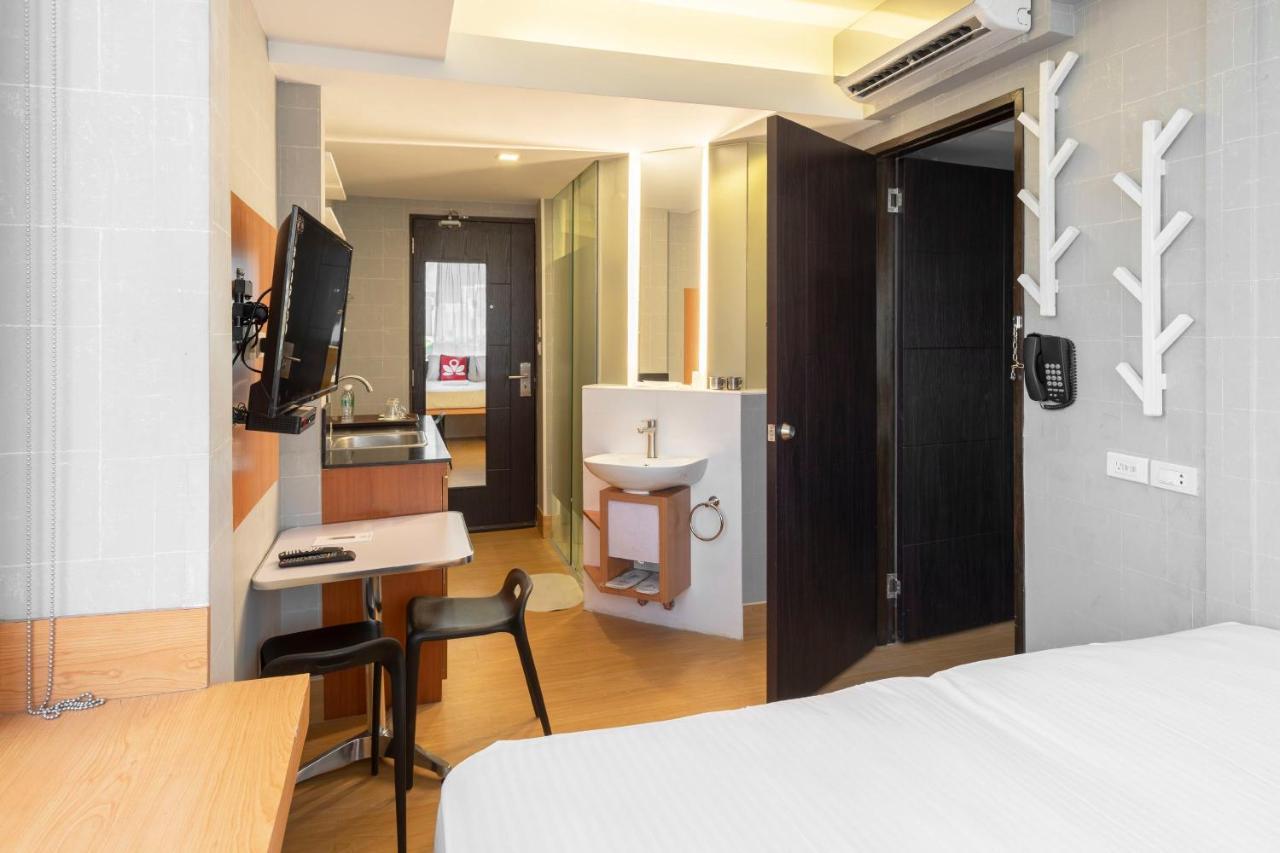 Selah Pods Hotel Manila Pasay Bagian luar foto
