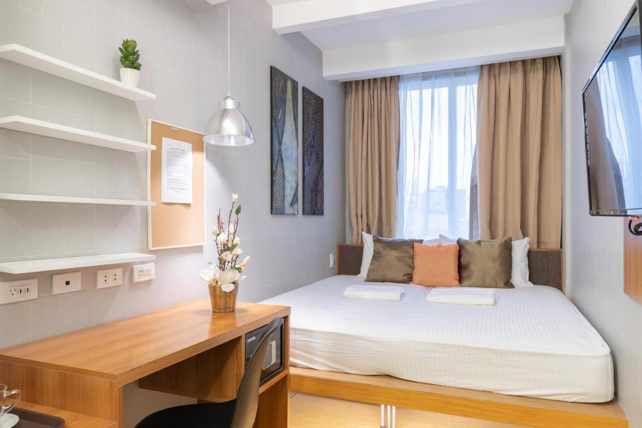 Selah Pods Hotel Manila Pasay Bagian luar foto